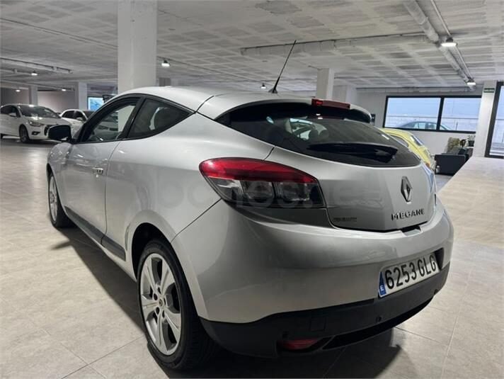 RENAULT Megane Dynamique 1.6 16v