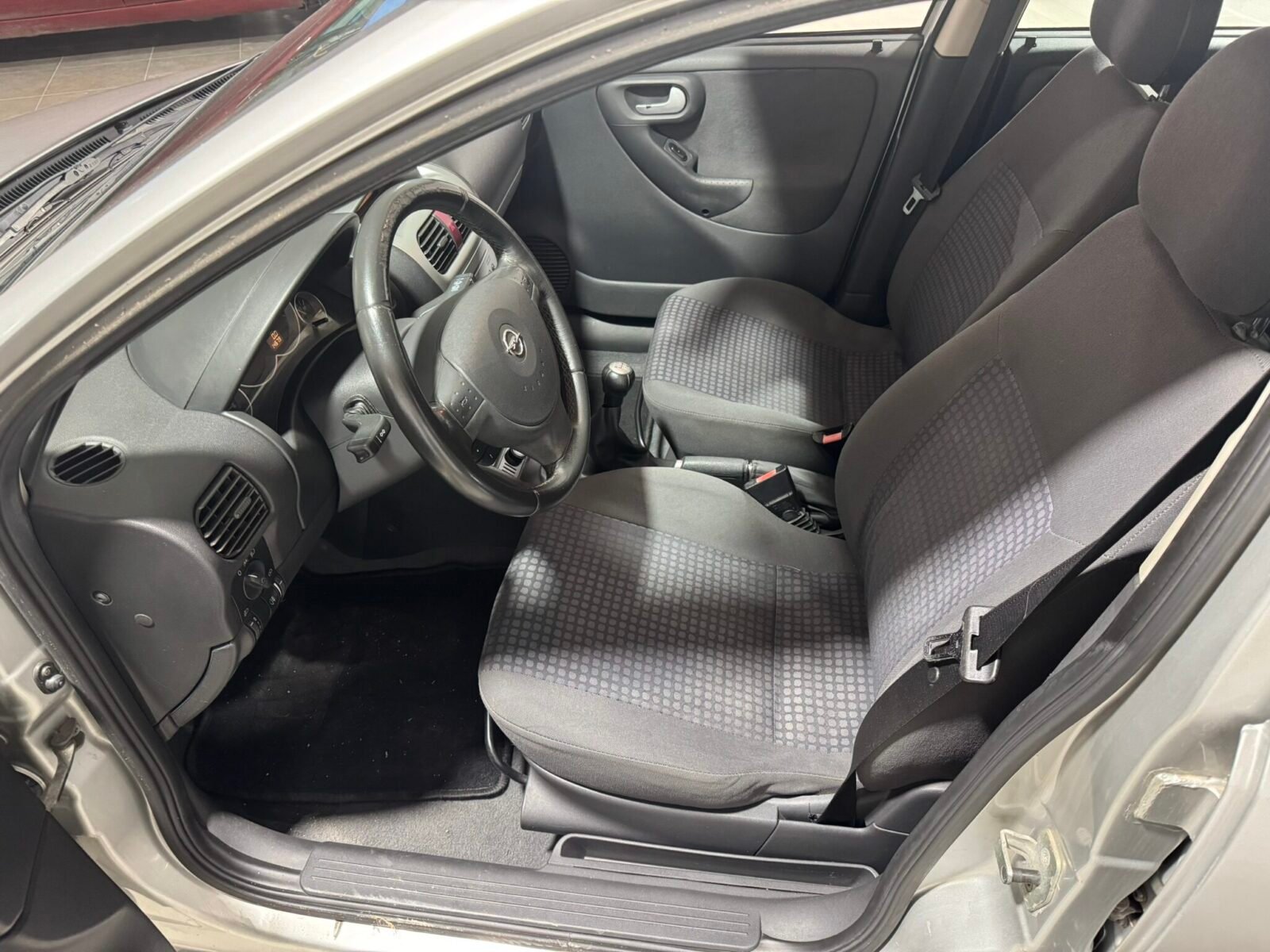 OPEL Corsa Club 1.2 16