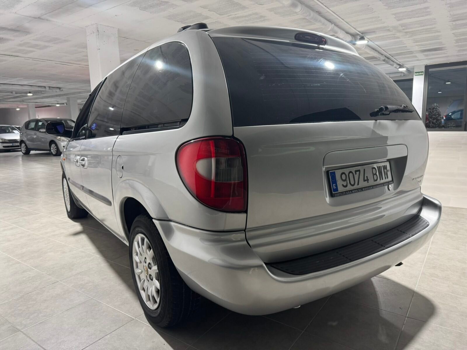 CHRYSLER Grand Voyager SE 2.4