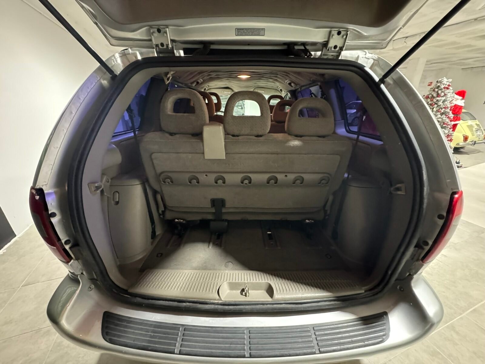 CHRYSLER Grand Voyager SE 2.4