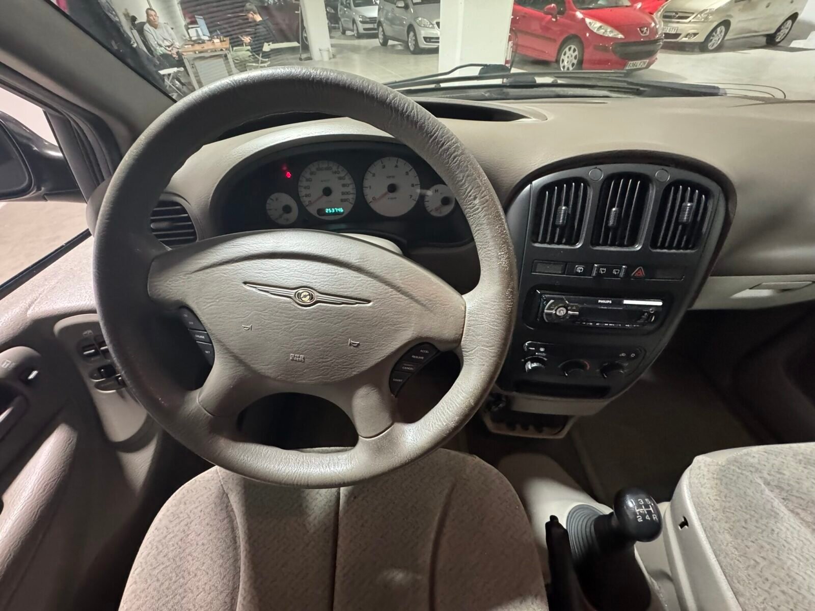 CHRYSLER Grand Voyager SE 2.4