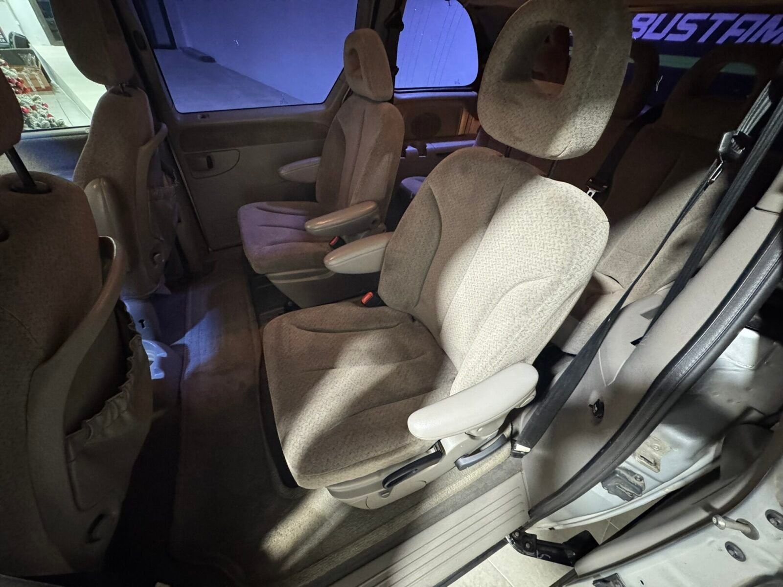 CHRYSLER Grand Voyager SE 2.4