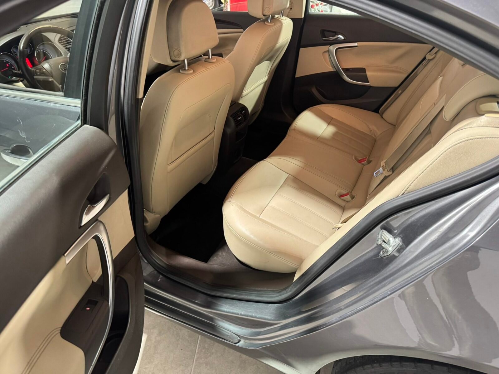 OPEL Insignia 1.8 16v Cosmo