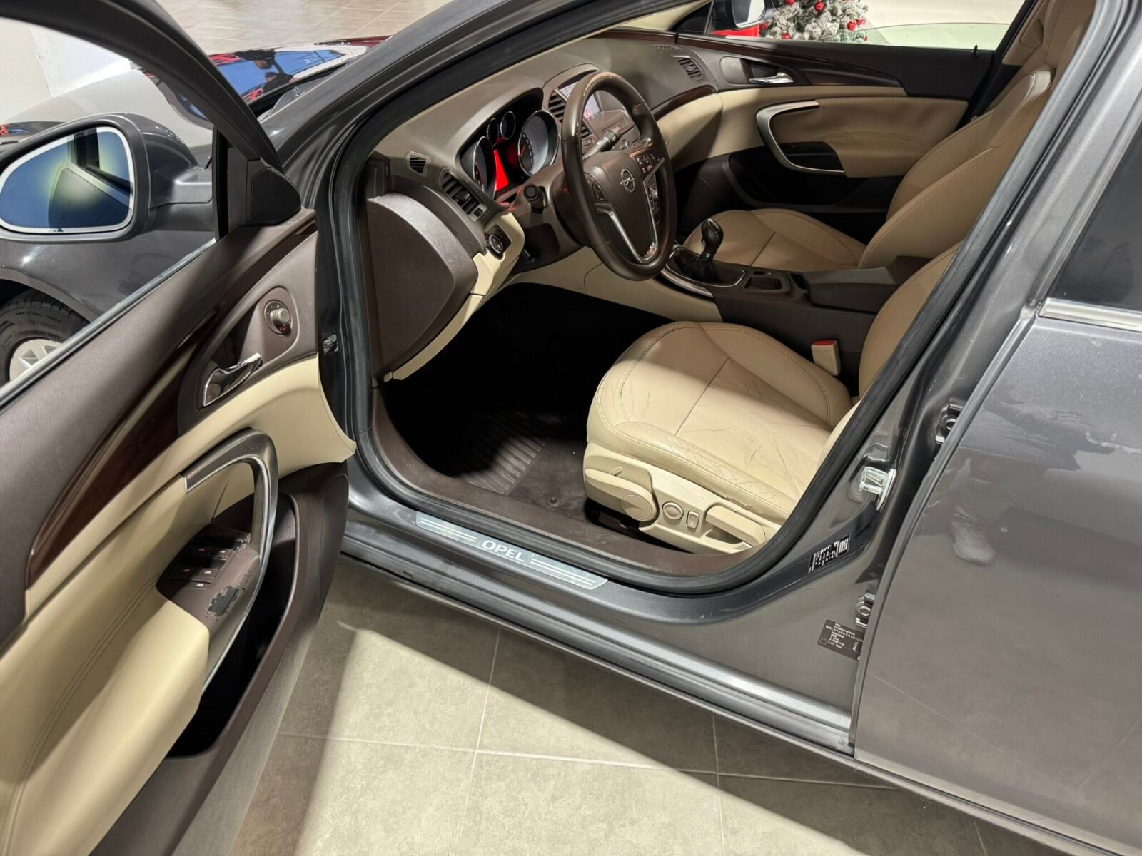 OPEL Insignia 1.8 16v Cosmo