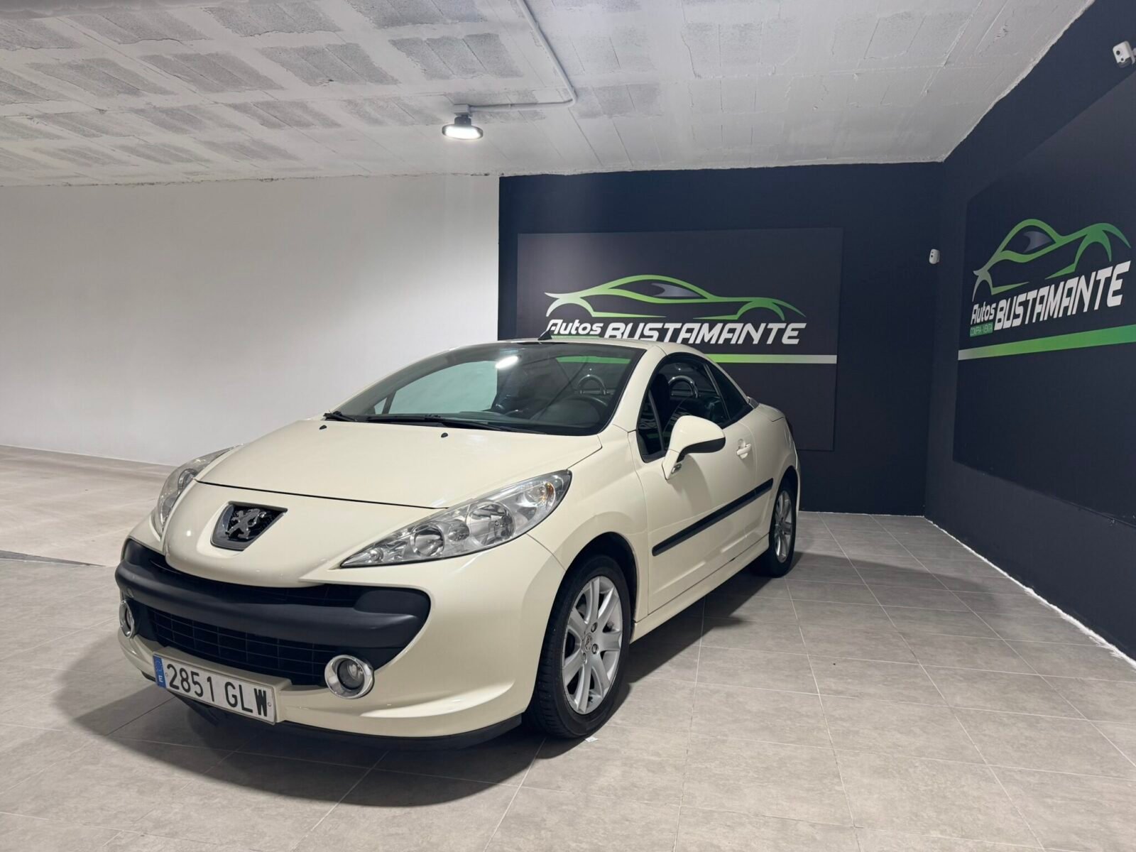 PEUGEOT 207 CC 1.6 VTi 16v
