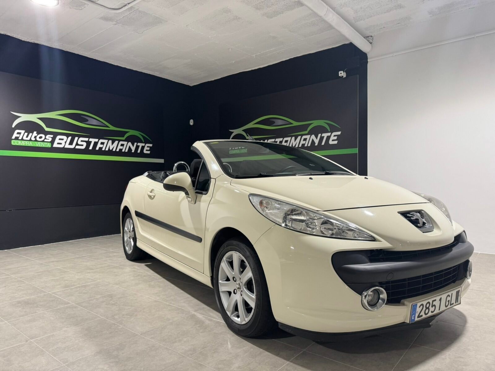 PEUGEOT 207 CC 1.6 VTi 16v