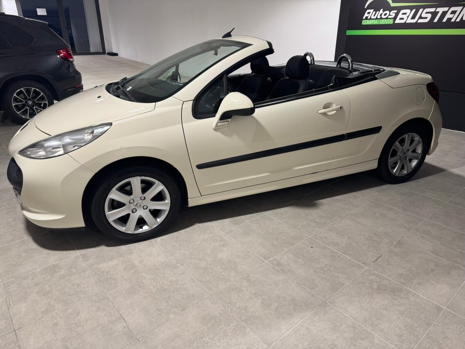 PEUGEOT 207 CC 1.6 VTi 16v