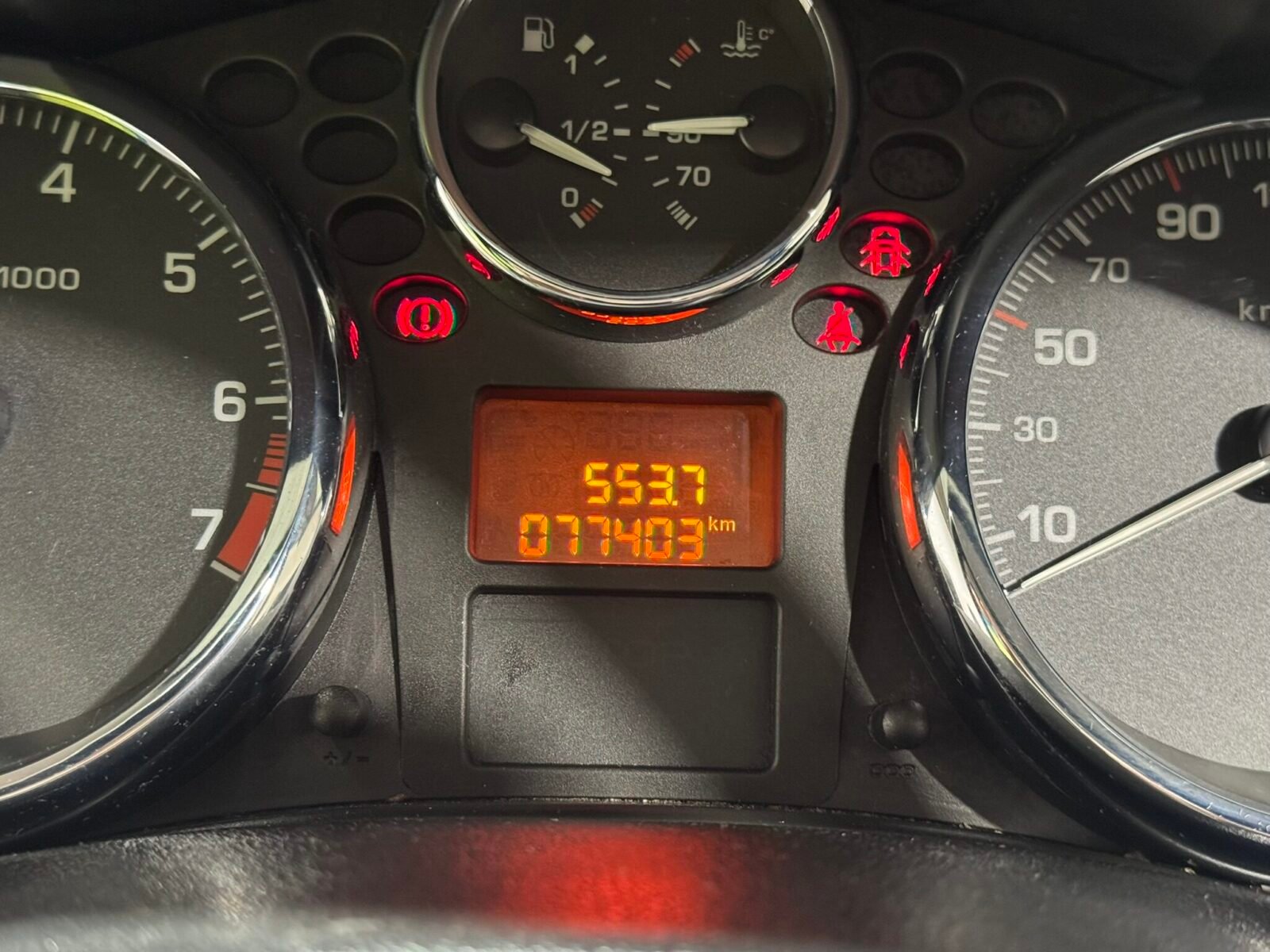 PEUGEOT 207 CC 1.6 VTi 16v