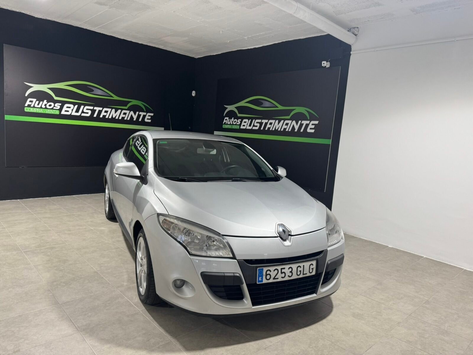 RENAULT Megane Dynamique 1.6 16v