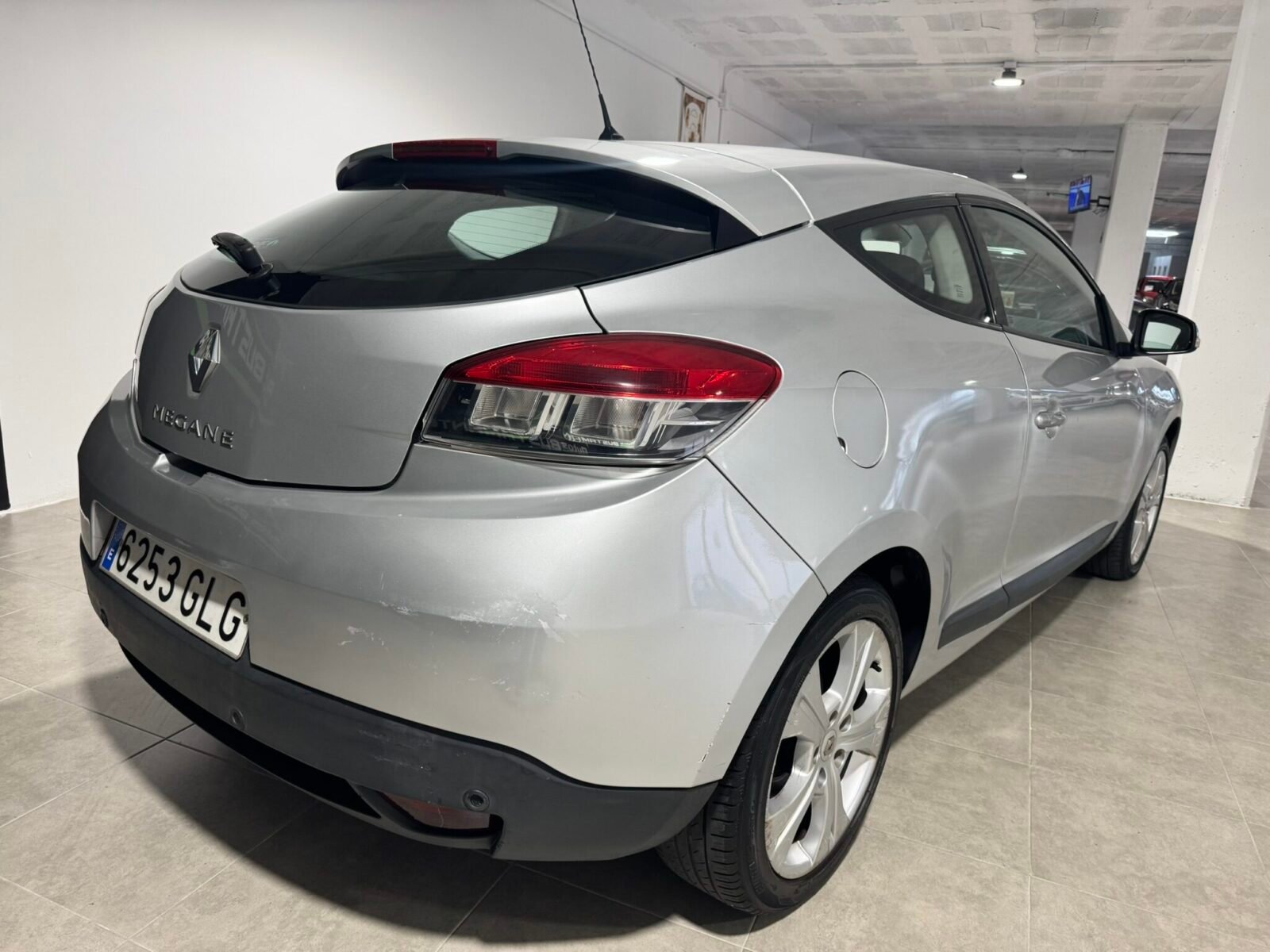 RENAULT Megane Dynamique 1.6 16v