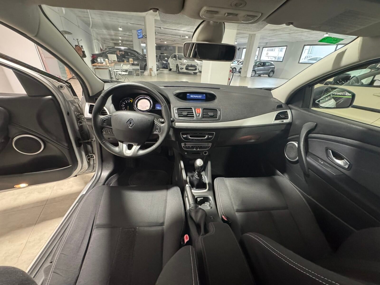 RENAULT Megane Dynamique 1.6 16v