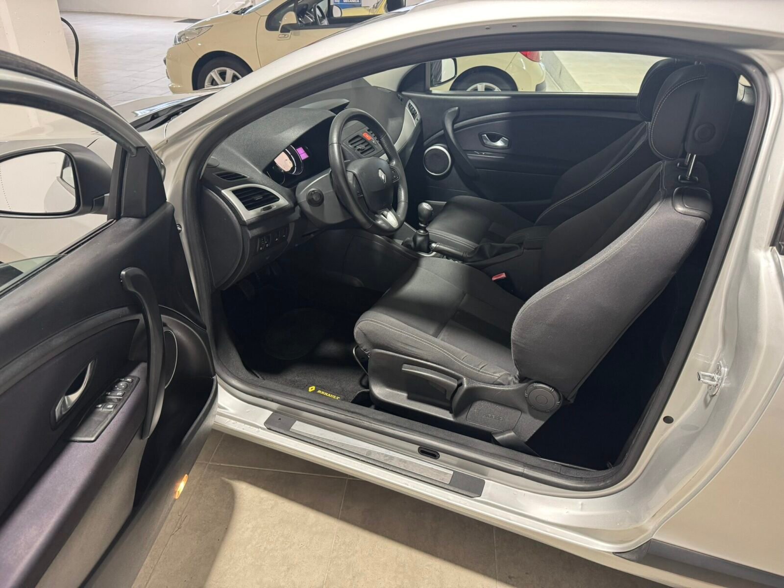 RENAULT Megane Dynamique 1.6 16v