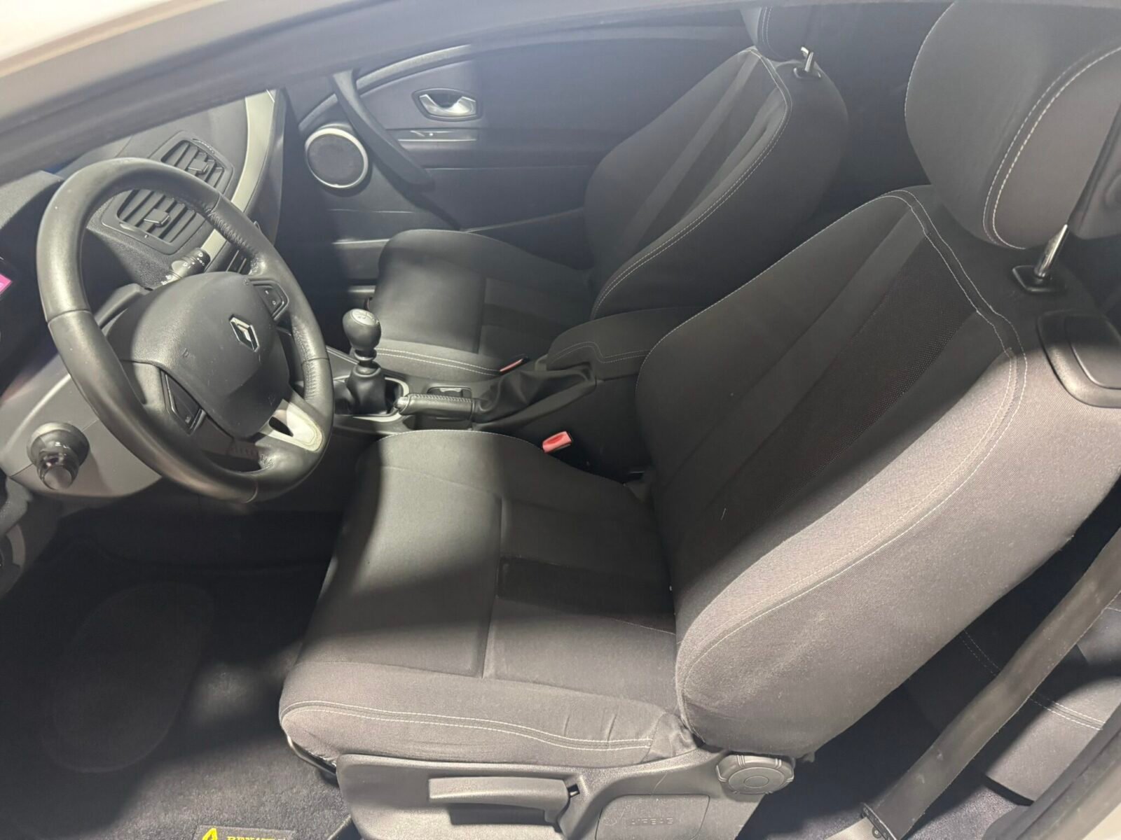 RENAULT Megane Dynamique 1.6 16v