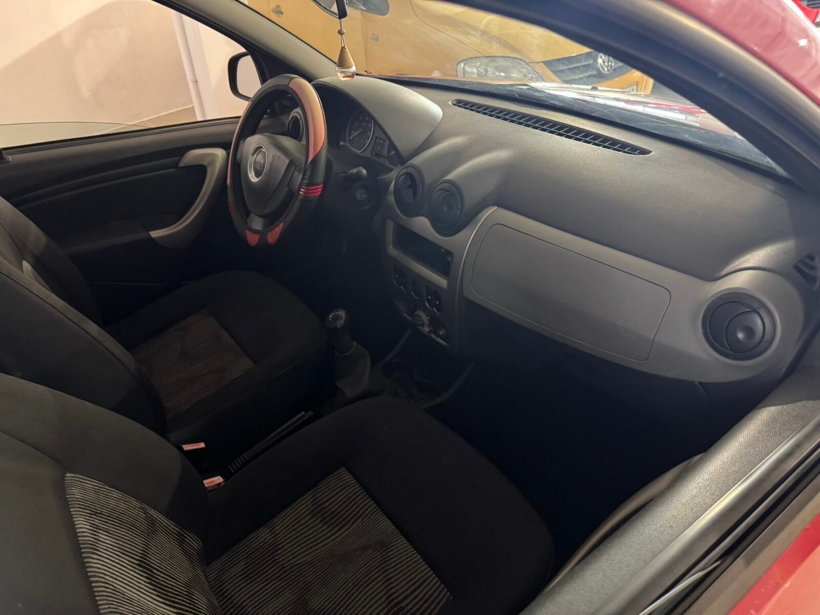 DACIA Sandero Laureate 2011 dCi E5