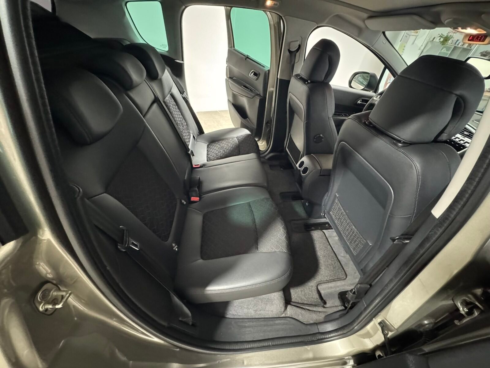 PEUGEOT 3008 1.6 hdi