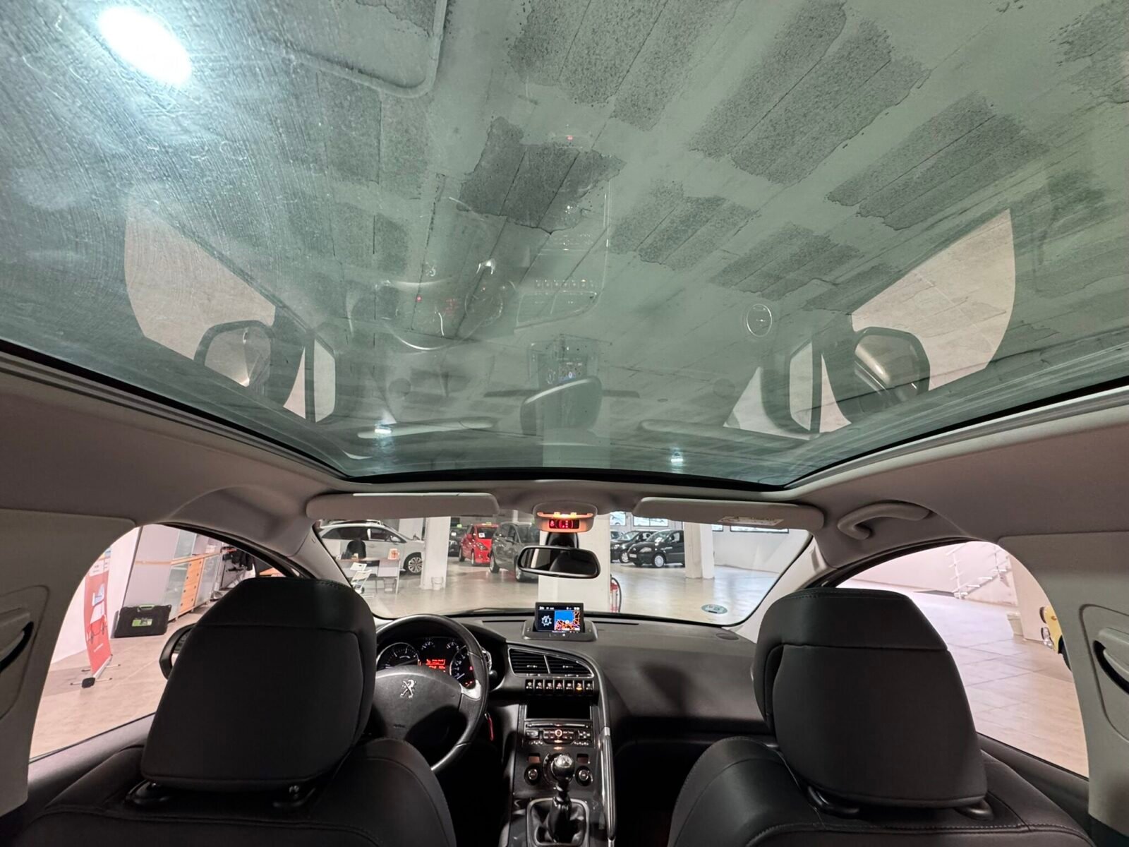 PEUGEOT 3008 1.6 hdi