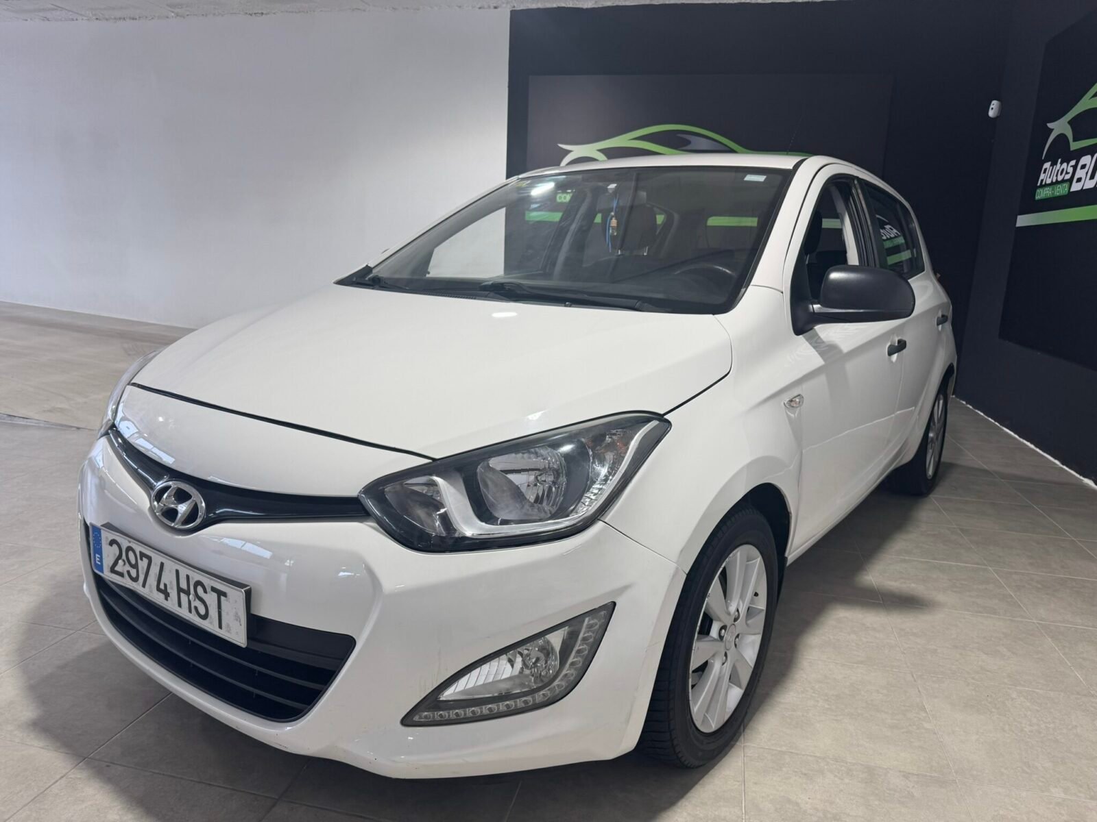 HYUNDAI 1400