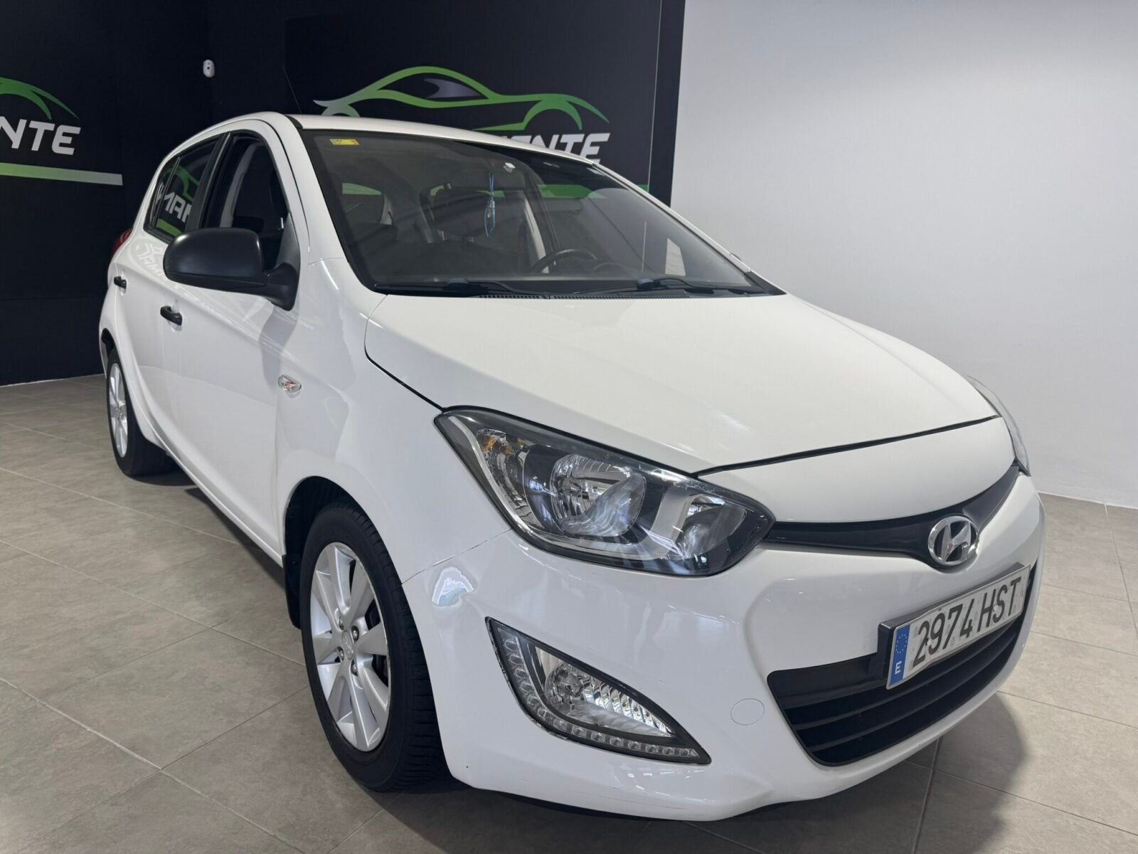 HYUNDAI 1400