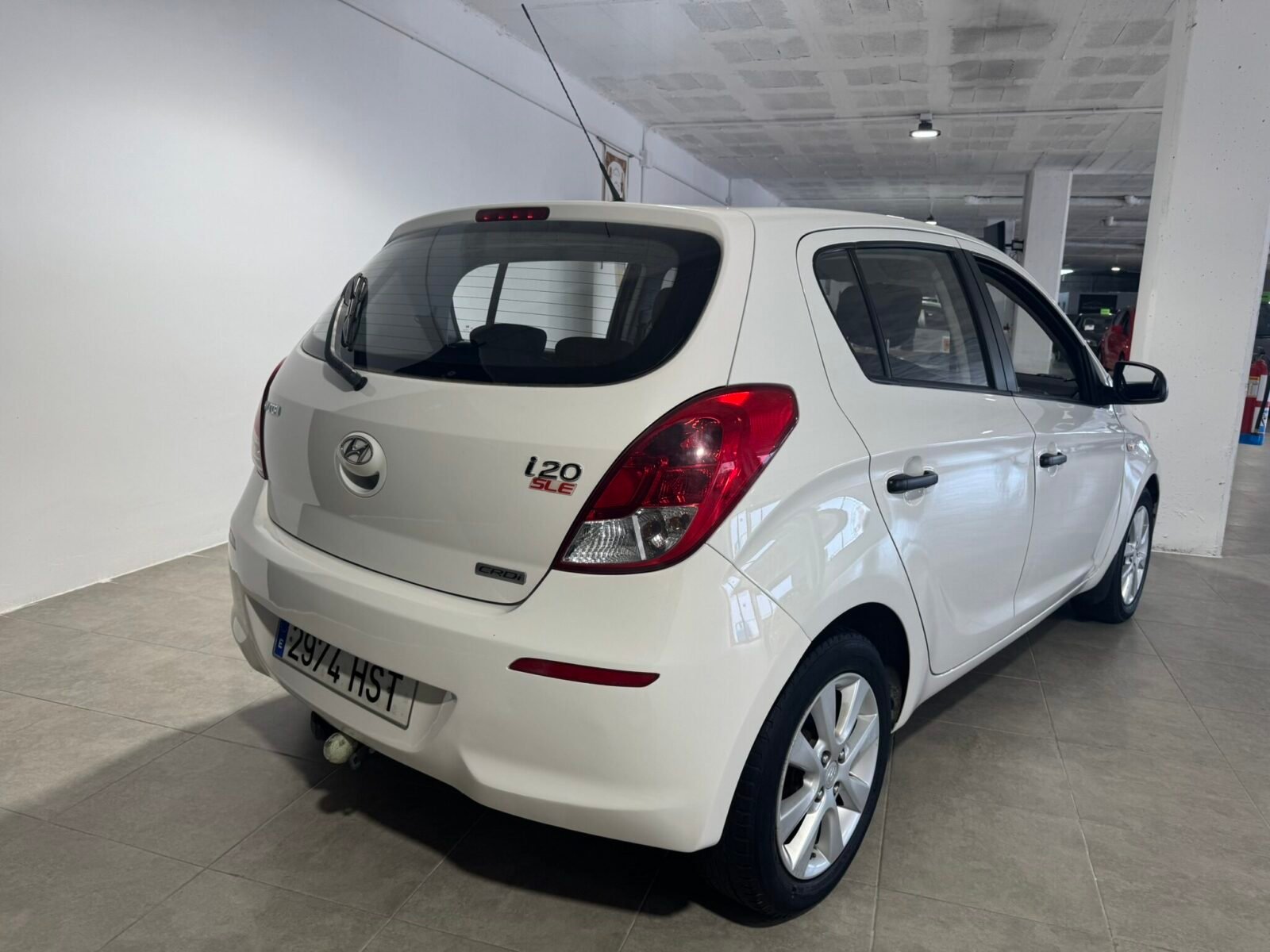 HYUNDAI 1400