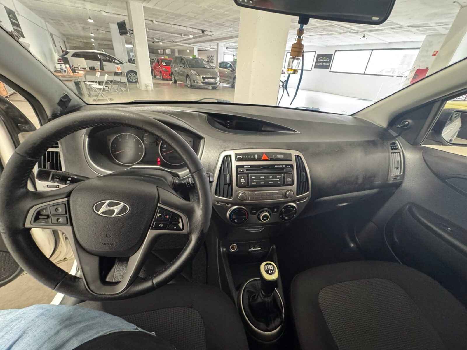 HYUNDAI 1400