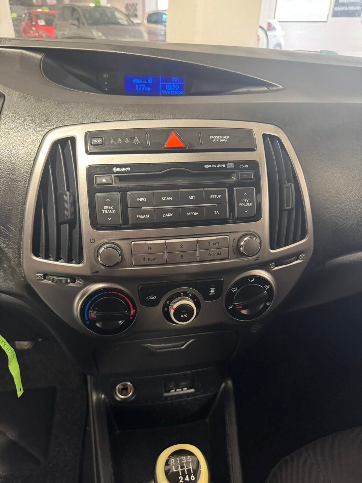 HYUNDAI 1400