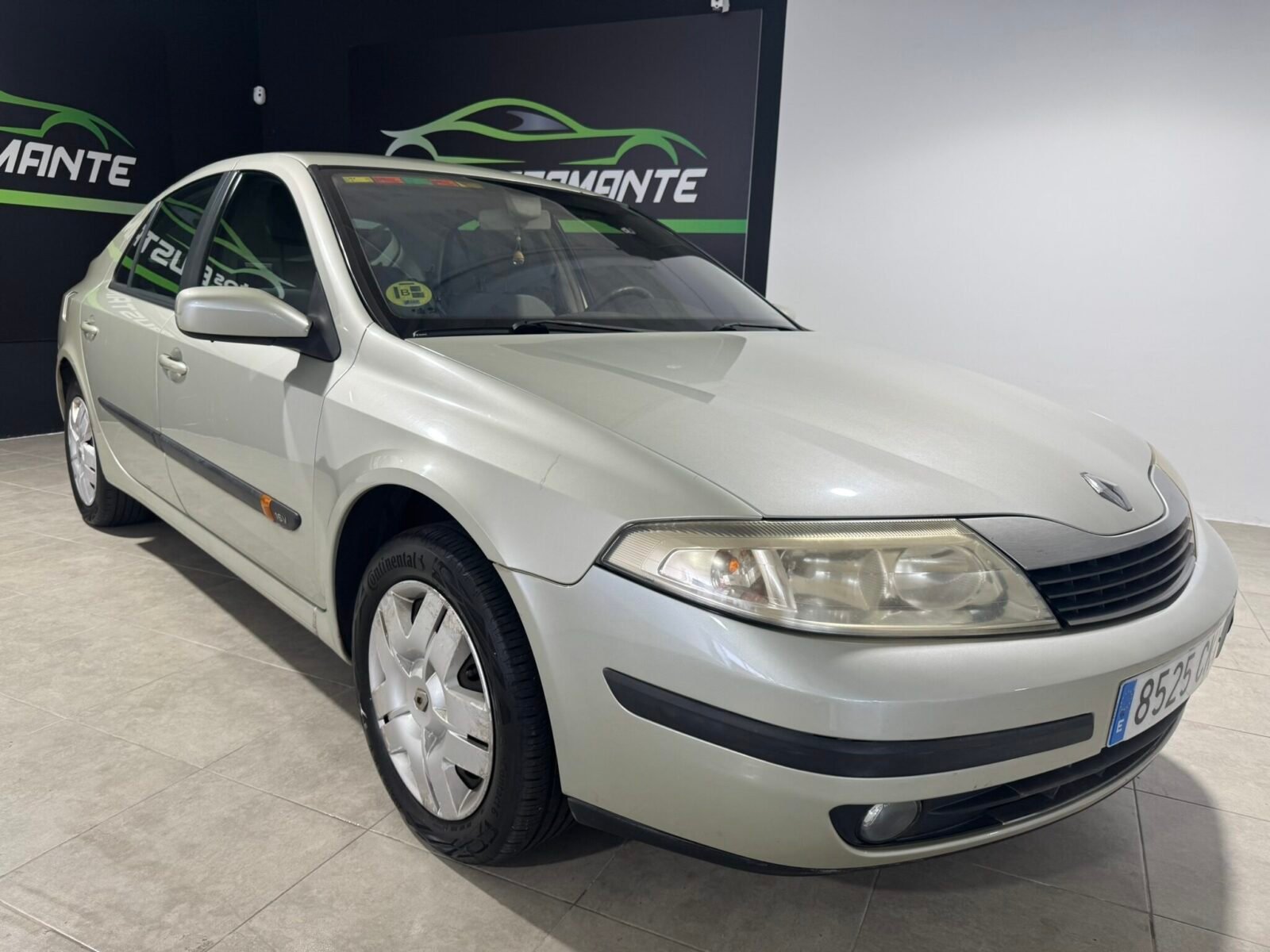 RENAULT  AUTHENTIQUE 1.6