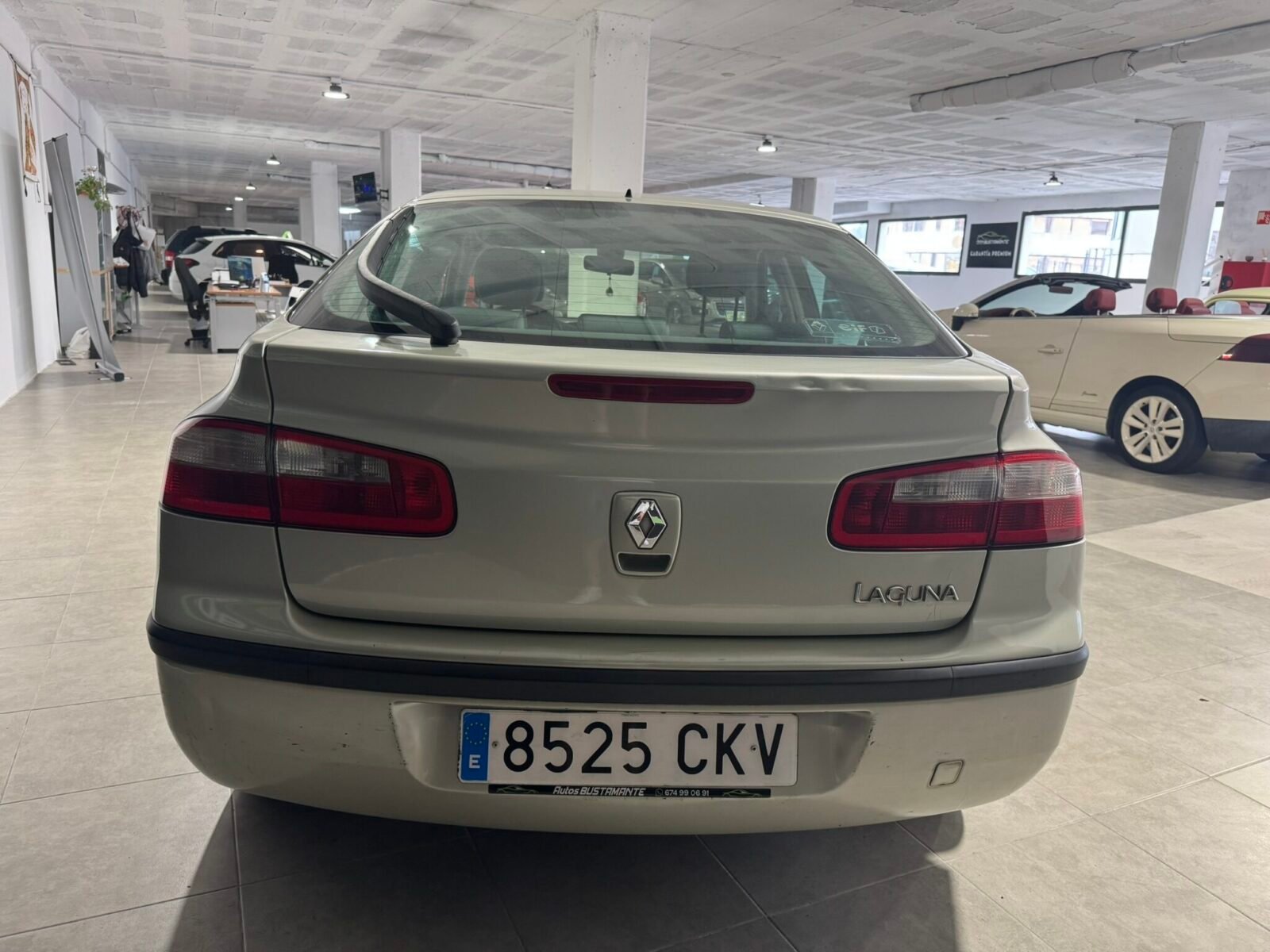 RENAULT  AUTHENTIQUE 1.6