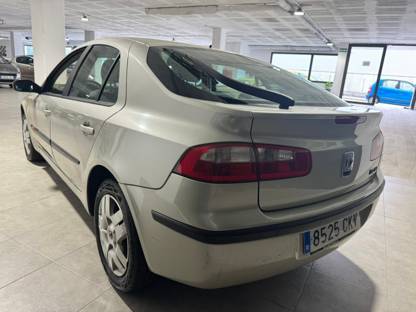 RENAULT  AUTHENTIQUE 1.6