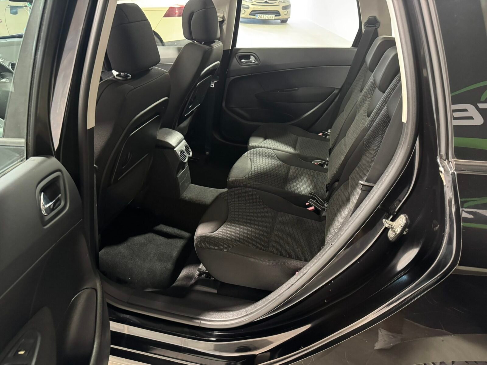 PEUGEOT 1.6 VTi 16v