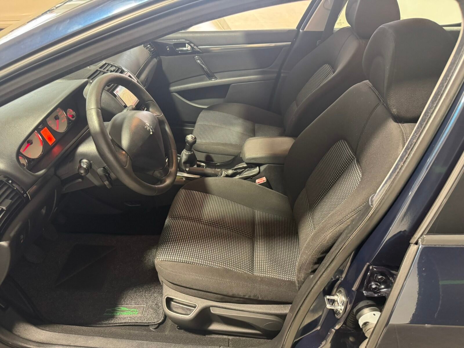 PEUGEOT 407 1.6