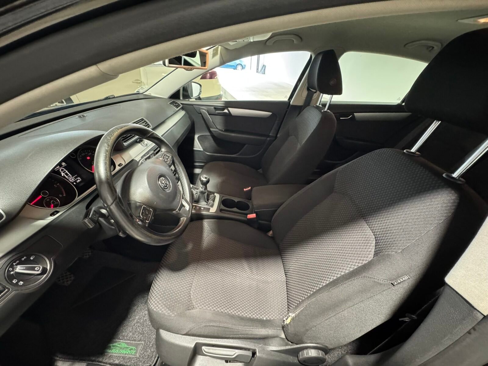 VOLKSWAGEN PASSAT 2.0 TDI